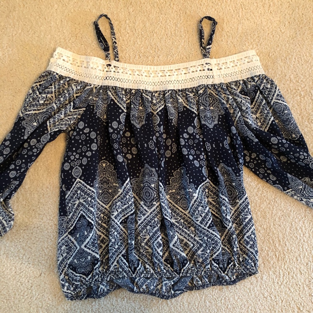 Cold shoulder long sleeve blouse